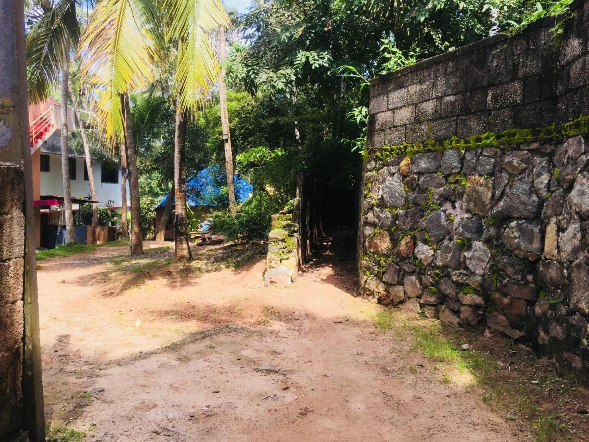 Ganesh House Ayurveda Homestay Kovalam Exterior foto